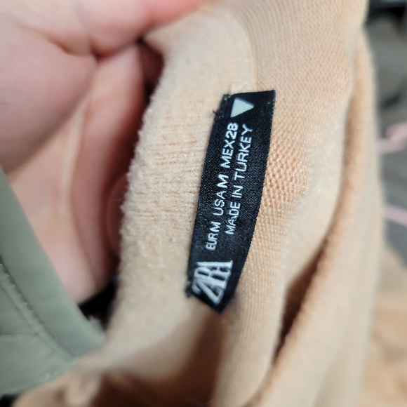Zara Crop Peach Sweater/sweatshirt Size Medium - Picture 2 of 3